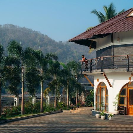 La Cascade Resort Athirappilly Eksteriør bilde