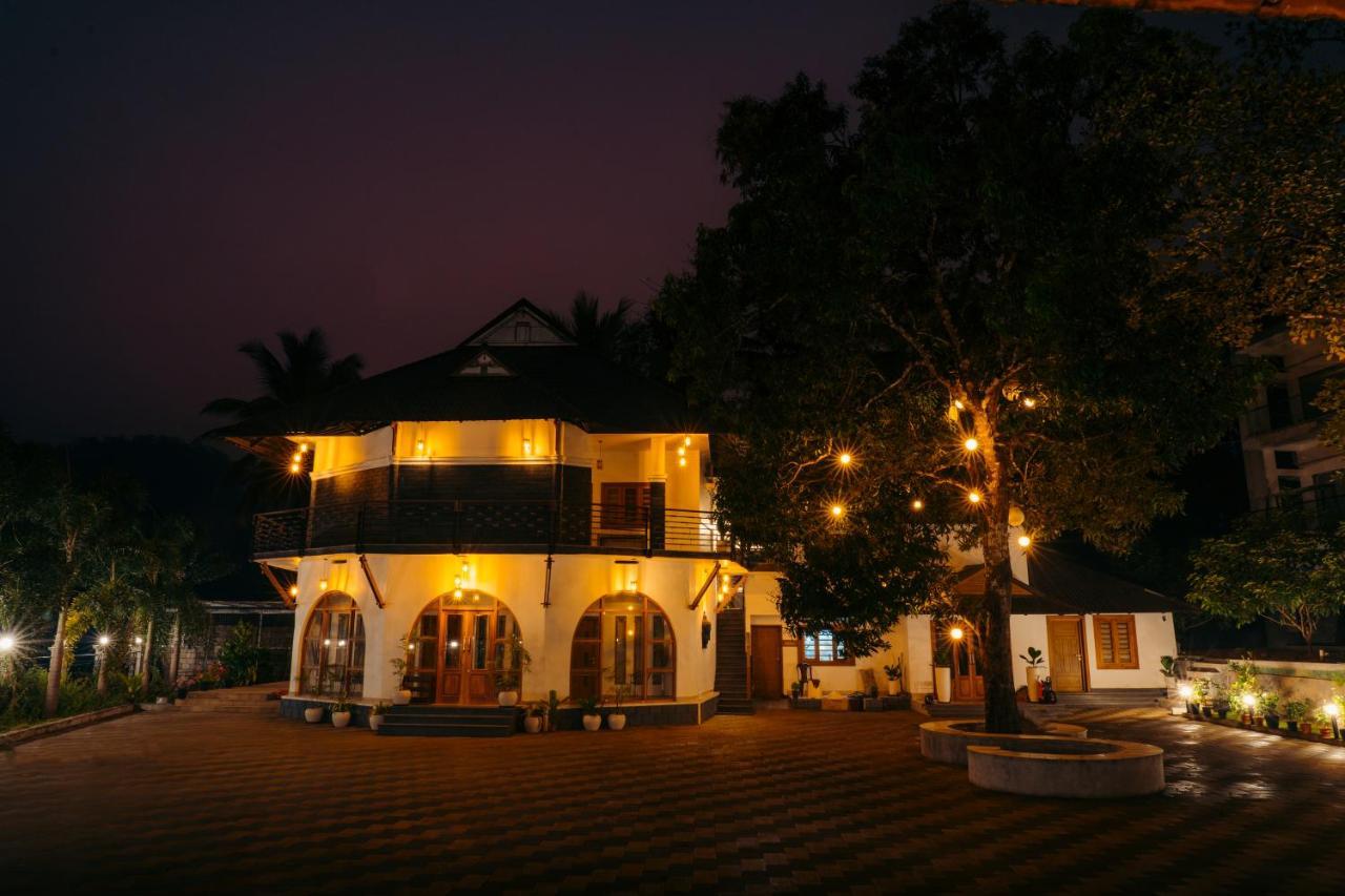La Cascade Resort Athirappilly Eksteriør bilde