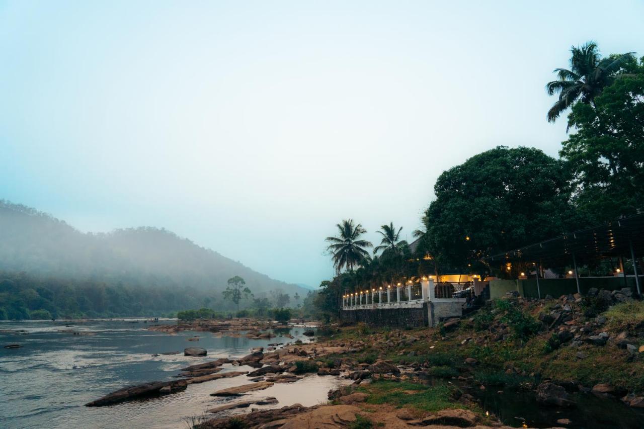 La Cascade Resort Athirappilly Eksteriør bilde